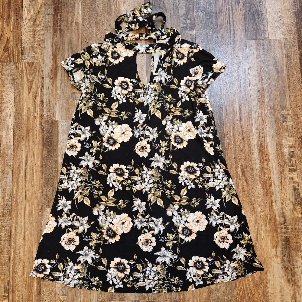 Sauci Floral T-Shirt Dress